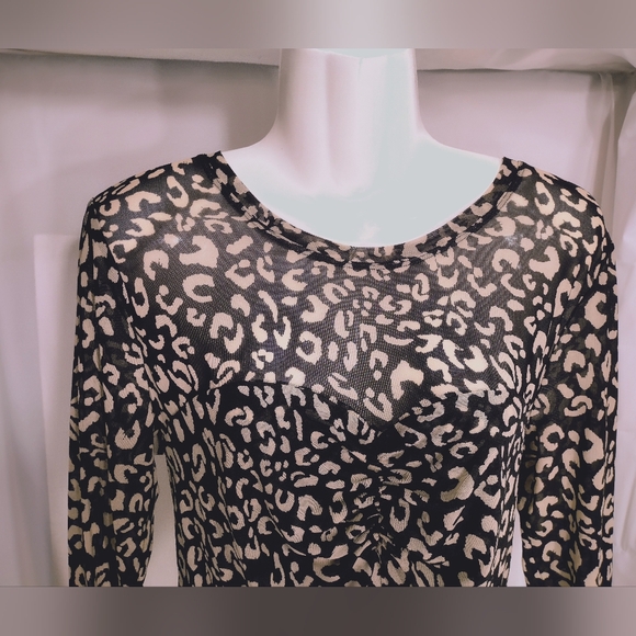 Cabi Top Sweetheart Leopard Print Mesh # 4163 Size M - Picture 5 of 7